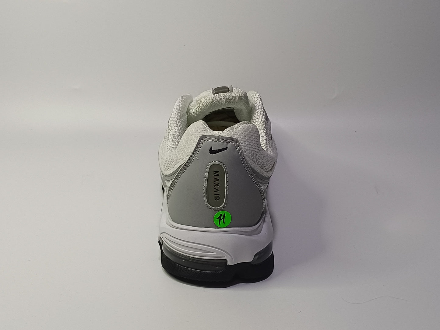 Nike TL Blanco Grist