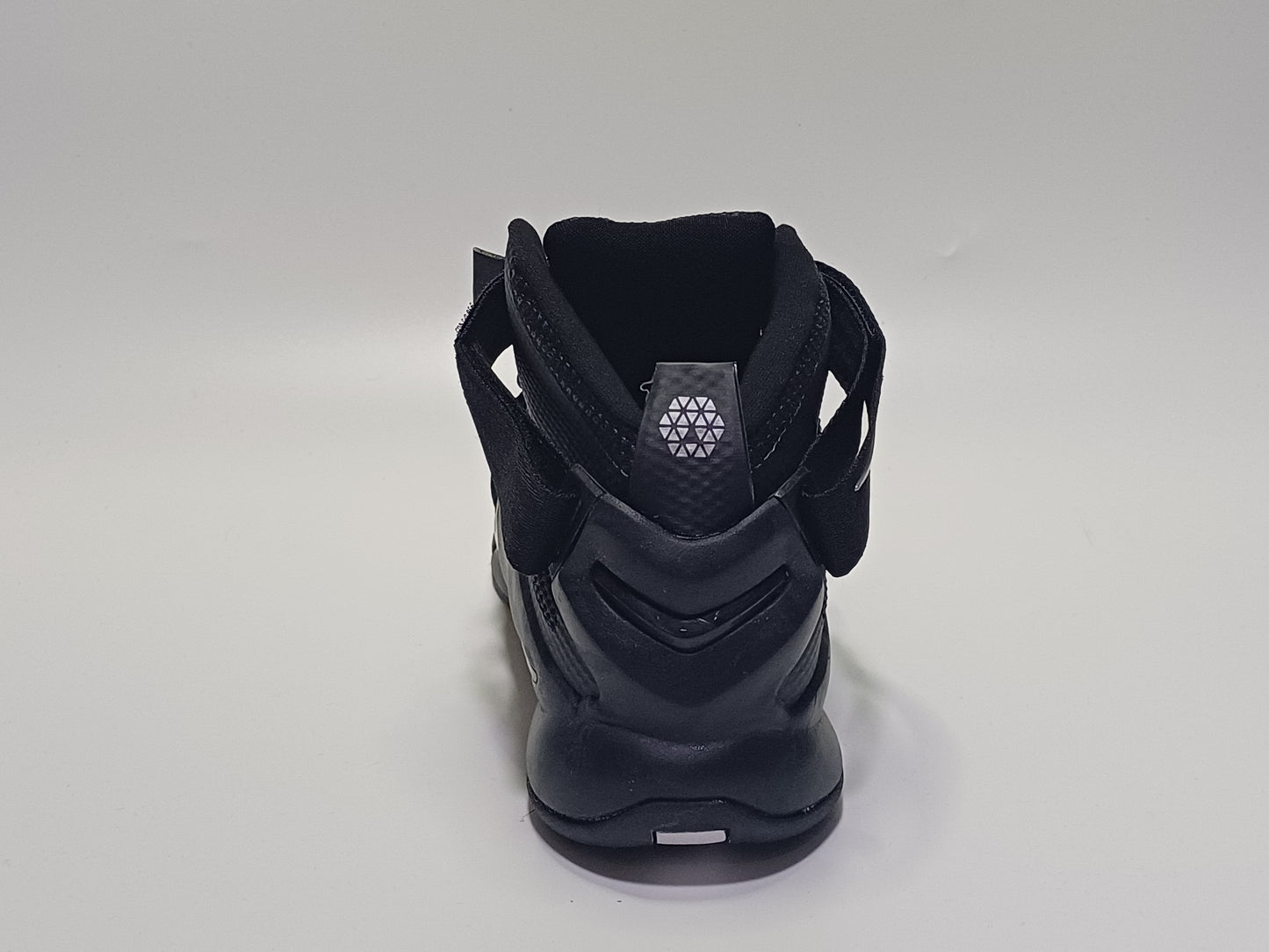 Lebrom Soldier Negro Plata