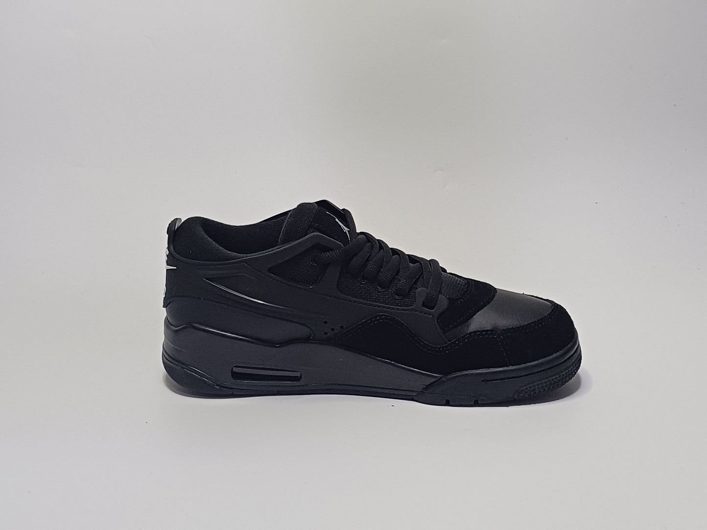 Jordan RM Negra Toda