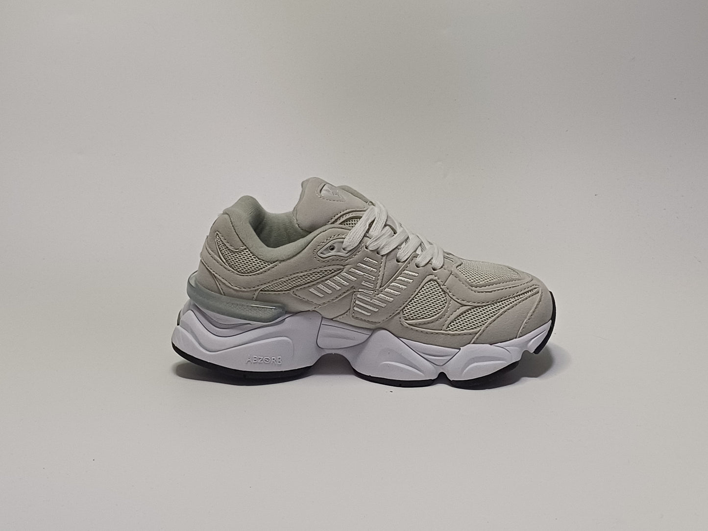 New Balance 9060 Beige Gris