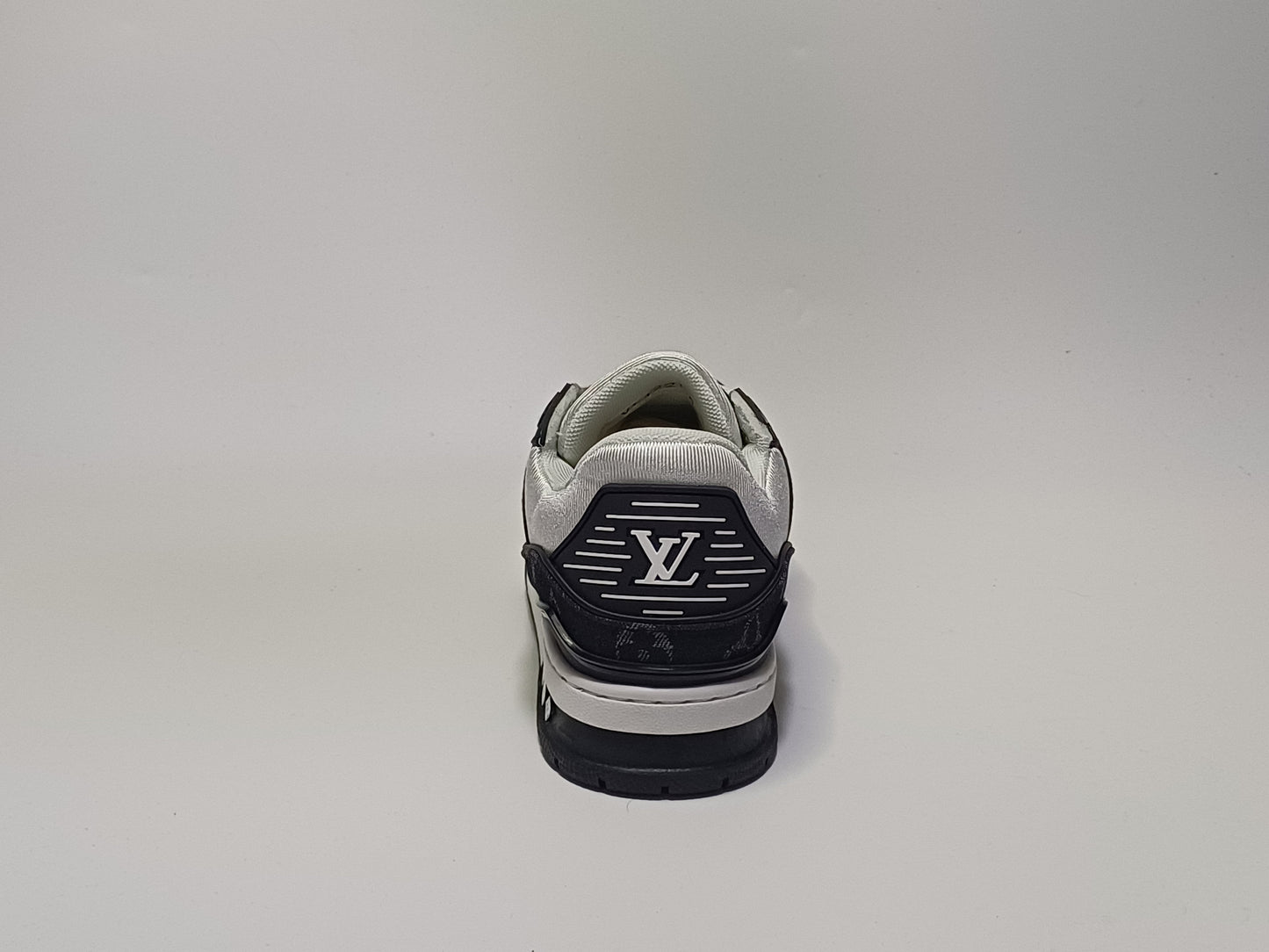 Louis Vuitton Tela Negro Blanco