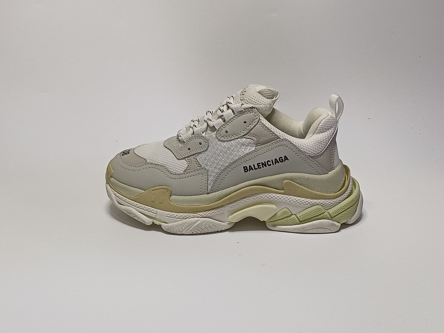 Balenciaga Alto Beige
