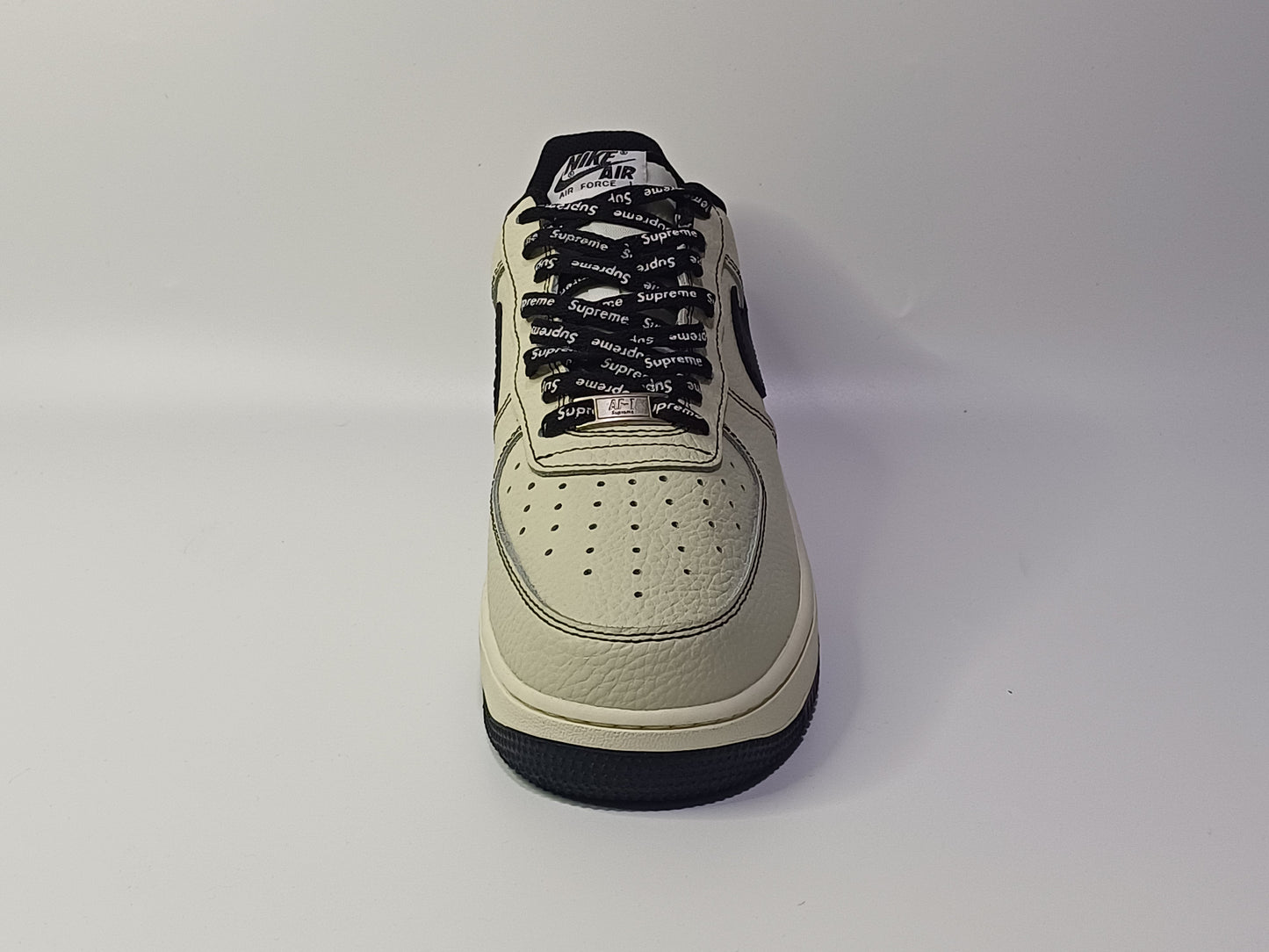 For One Supreme Beige Negro