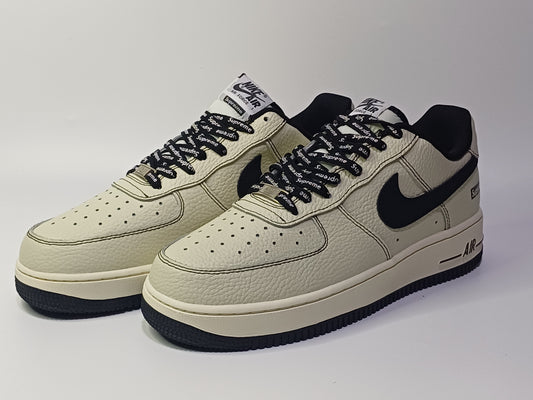 For One Supreme Beige Negro