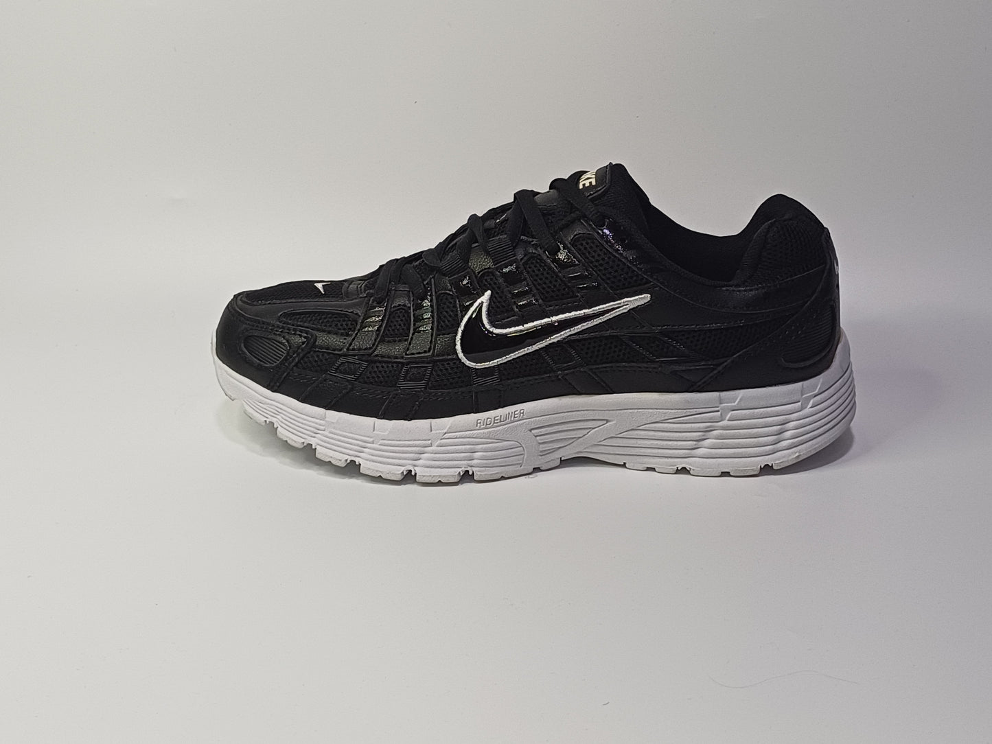 Nike P6mil Negro Suela Blanca