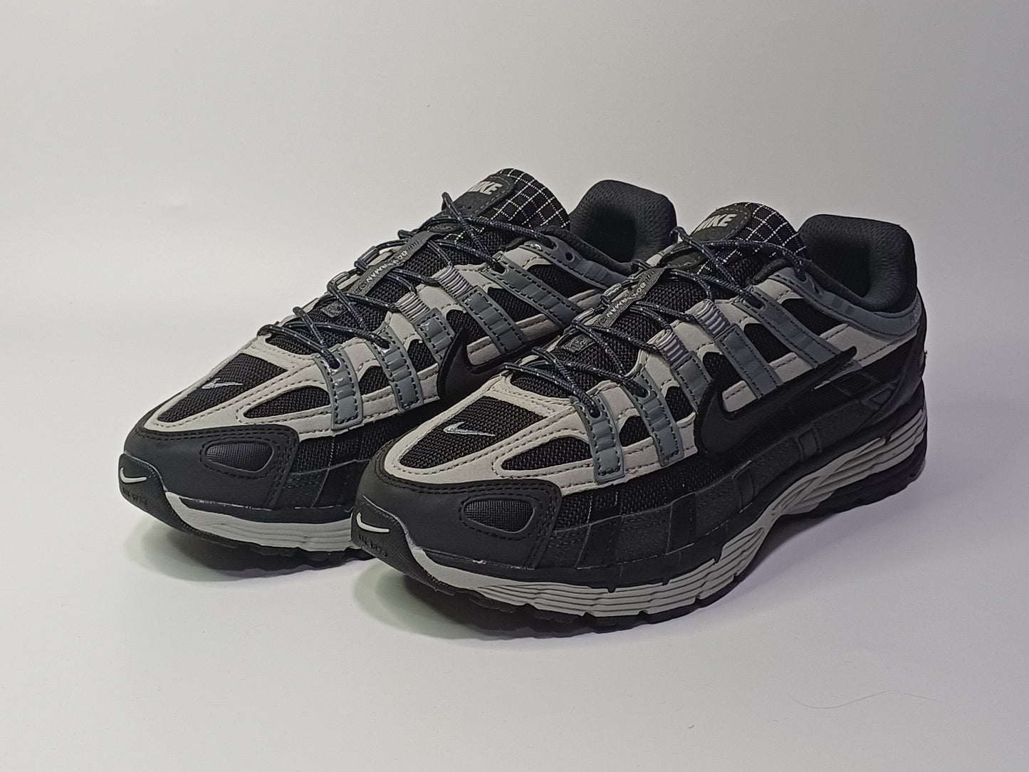 Nike P6mil Negro Gris