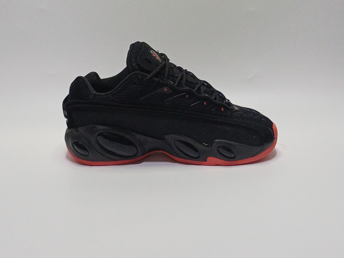 Nike Nocta Negro Suela Roja