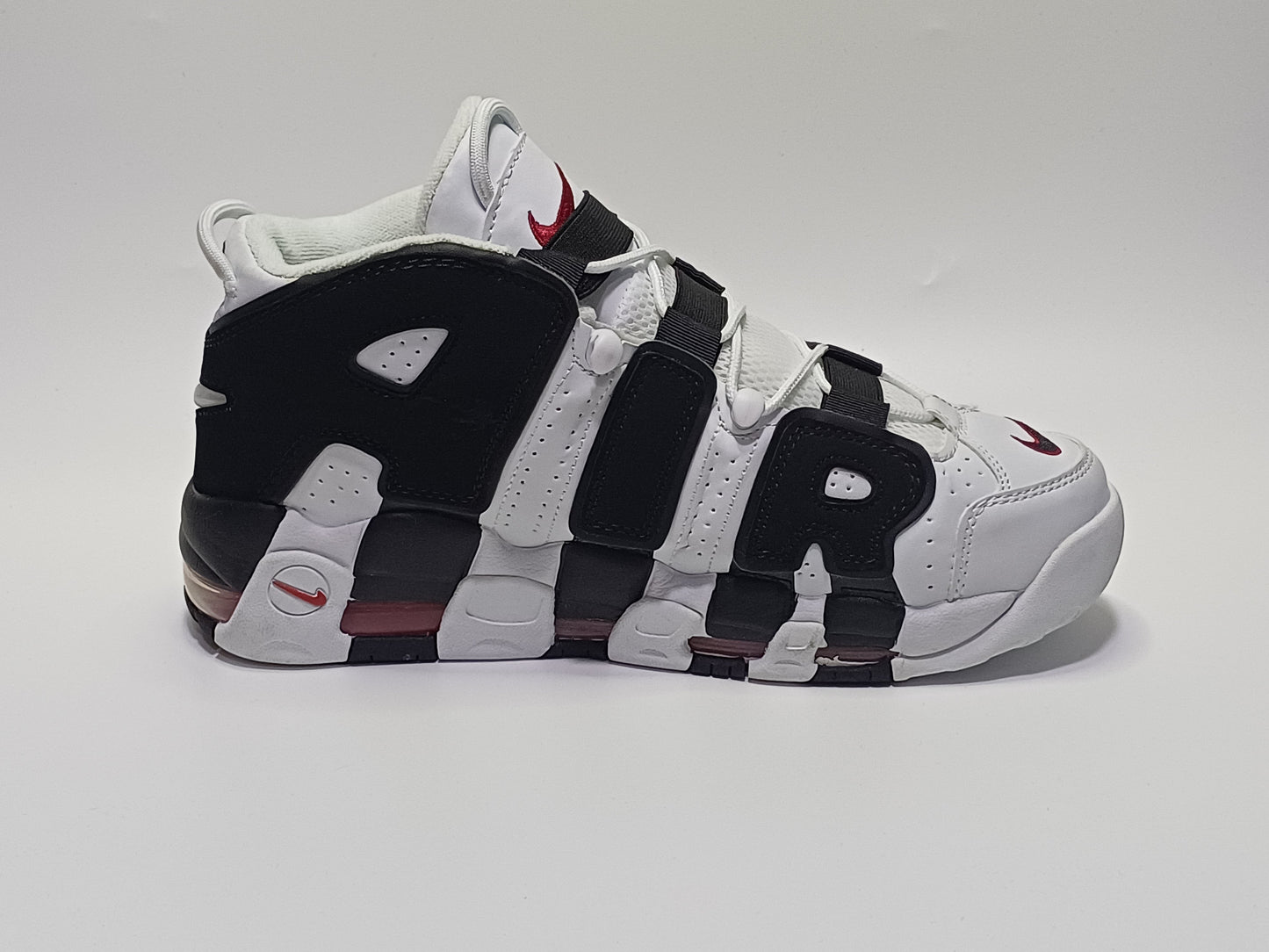 Nike Tempo Blanca Negra