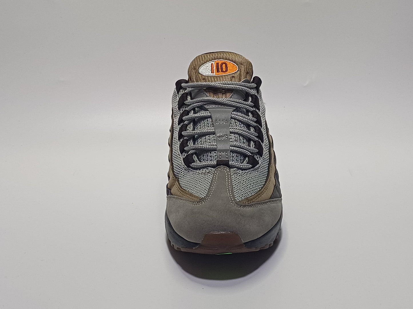 Nike 7 Camaras Gris Café