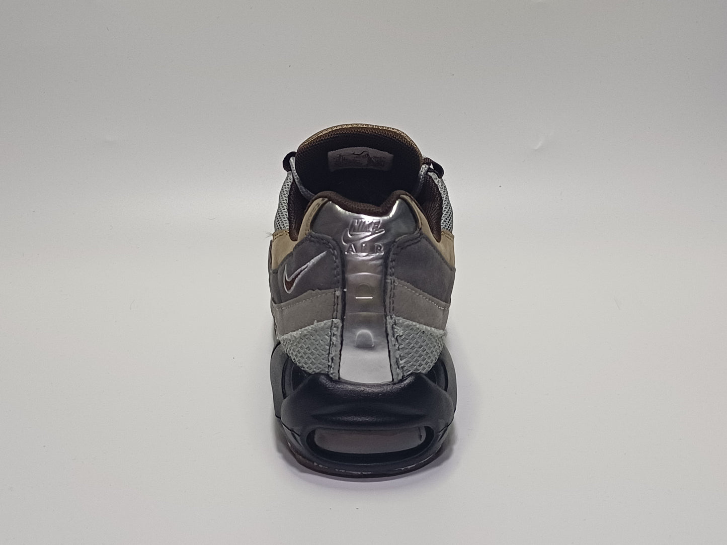 Nike 7 Camaras Gris Café