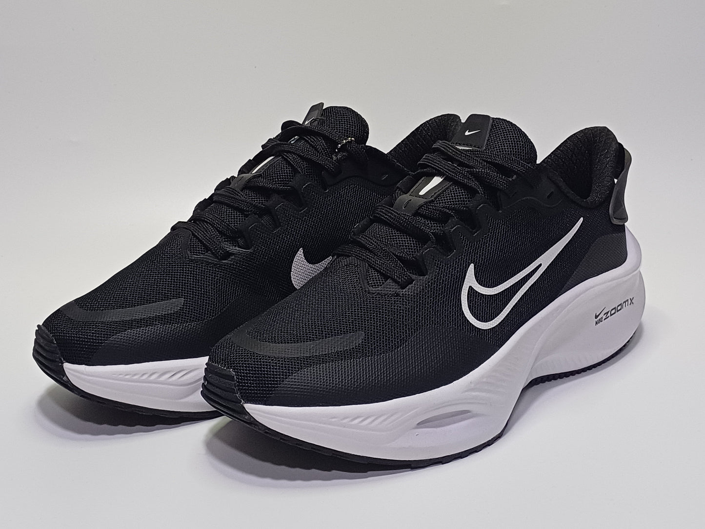 Nike Max Negro Blanco