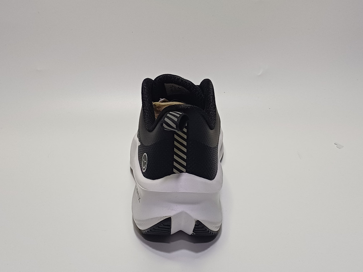 Nike Zomm Happy Negro Blanco