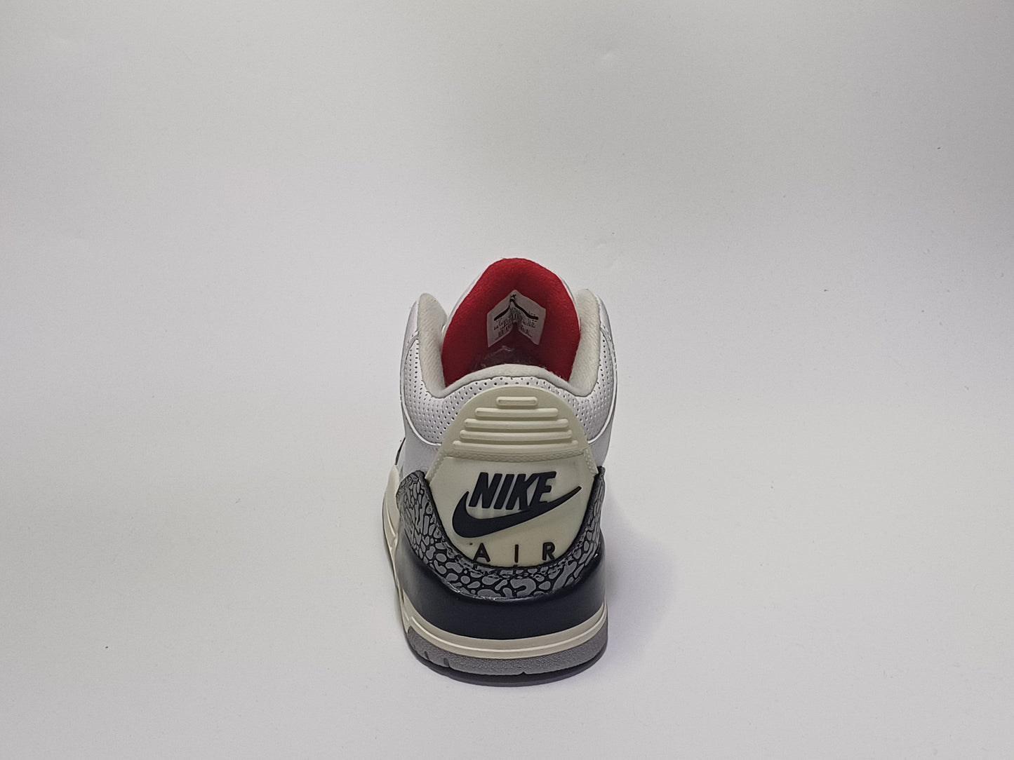 Jordan Retro 3 Blanca Talon Negro