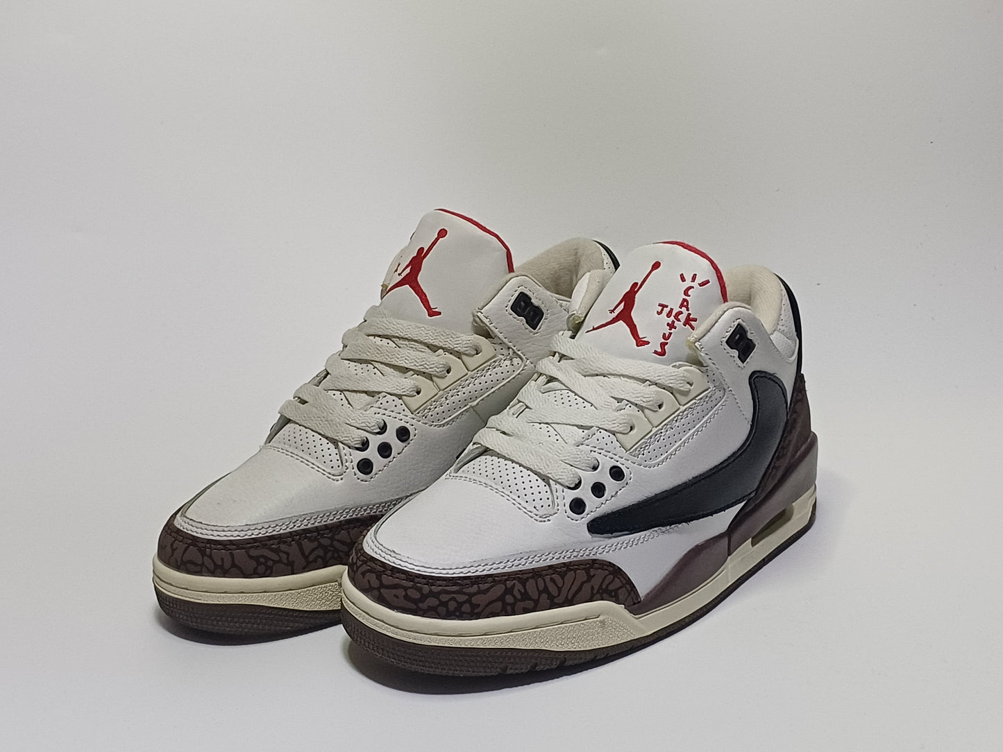 Jordan Retro 3 Blanca Café