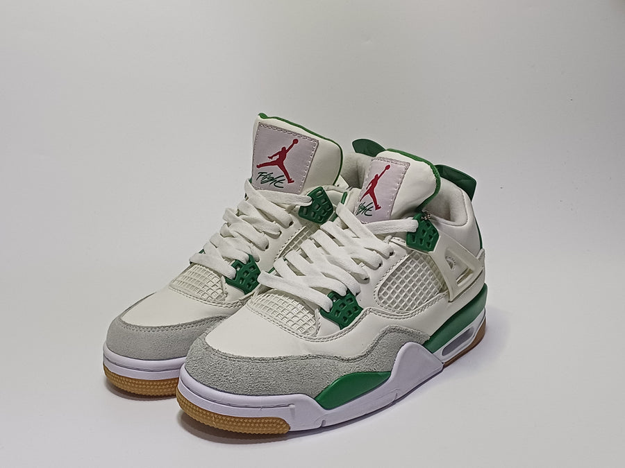 Jordan Retro 4 x SB Blanca Verde