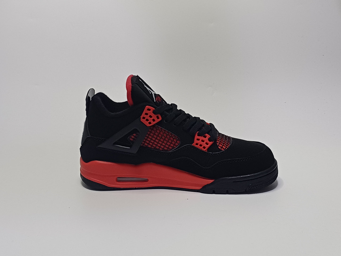 Jordan Retro 4 Negra Chapa Roja