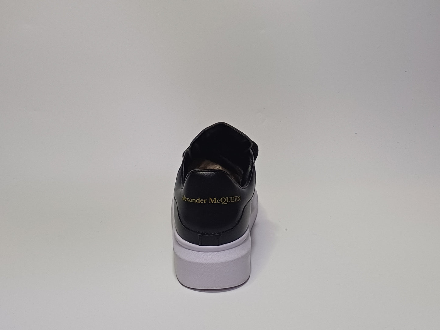 Alexander Mc Queen Negro Suela Blanca