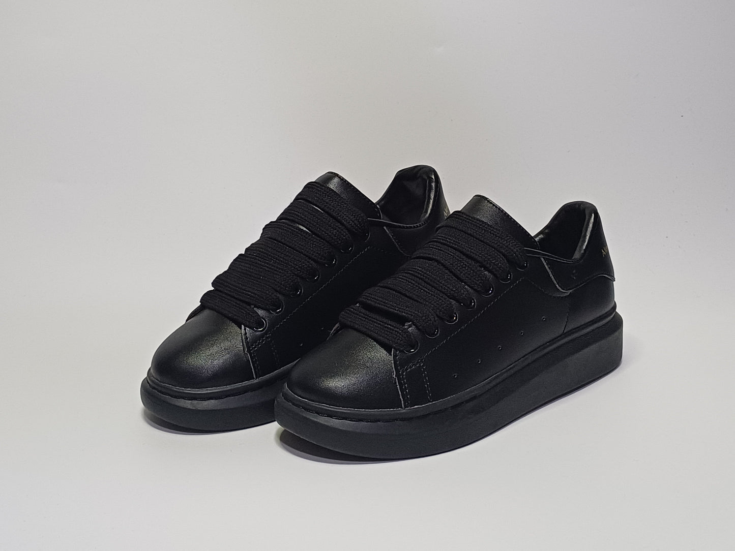 Alexander Mc Queen Negro Todo