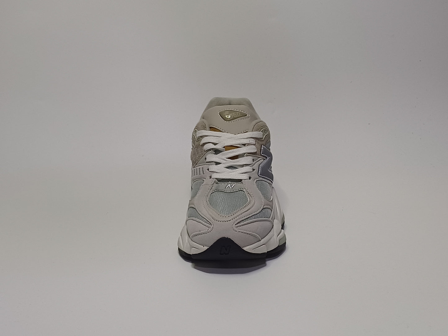 New Balance 9060 Beige Mostaza