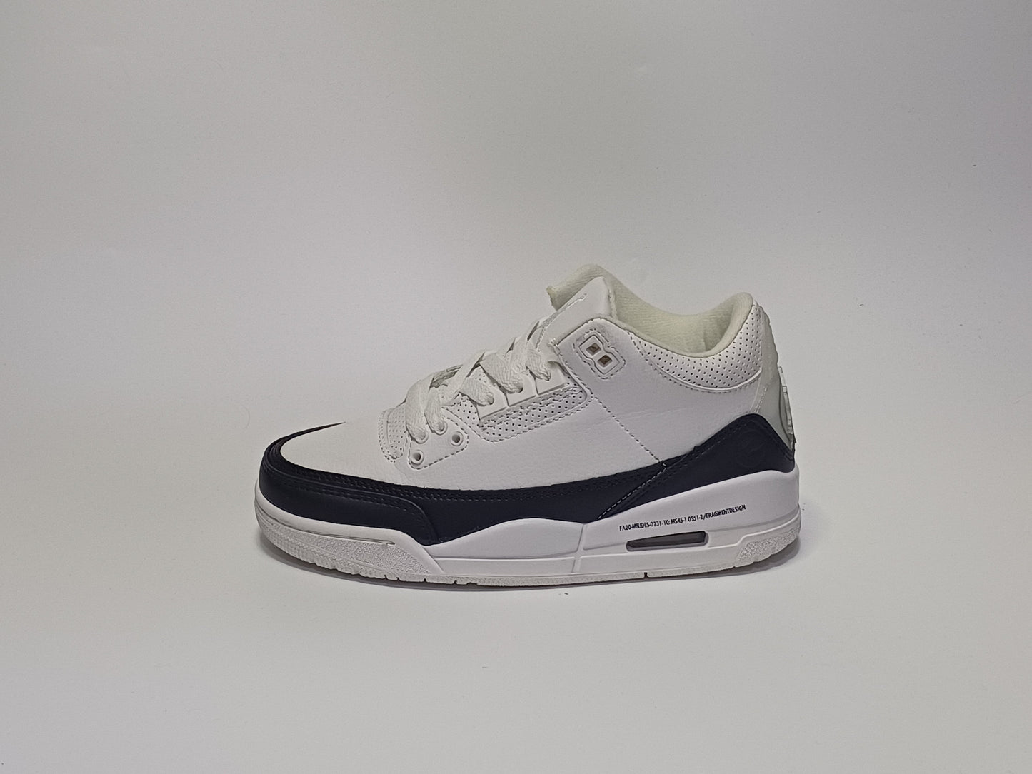 Jordan Retro 3 Blanca Negra