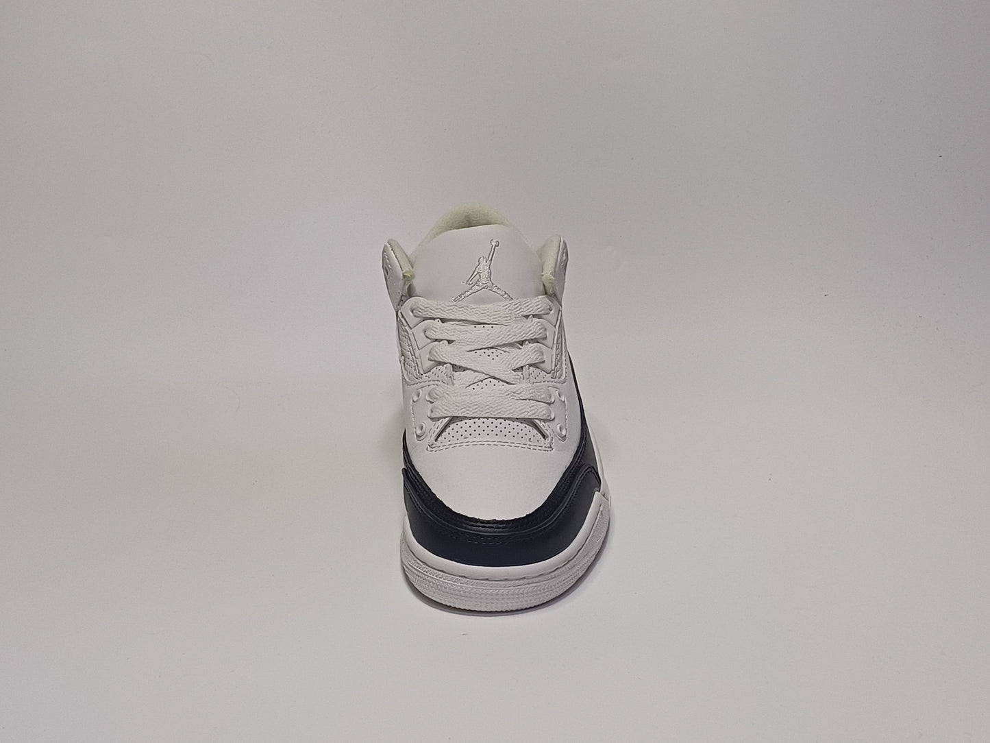 Jordan Retro 3 Blanca Negra