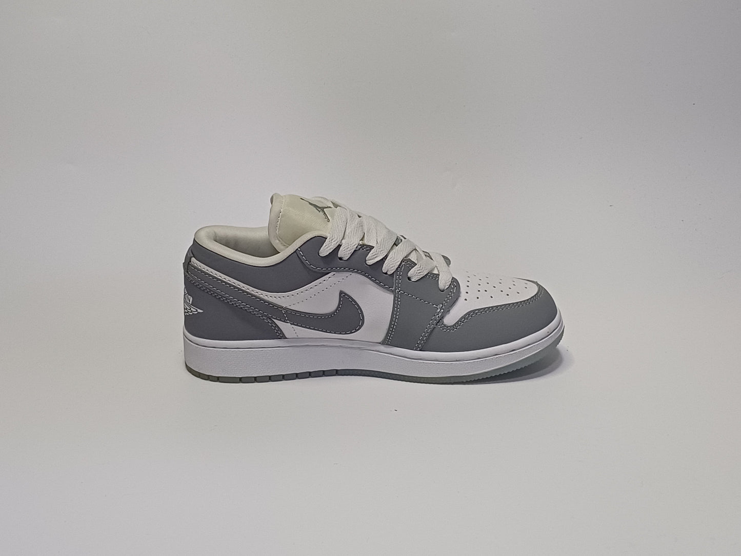 Jordan Retro 1 Zapatilla Gris Blanca