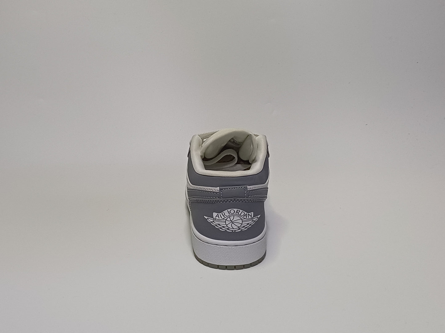 Jordan Retro 1 Zapatilla Gris Blanca