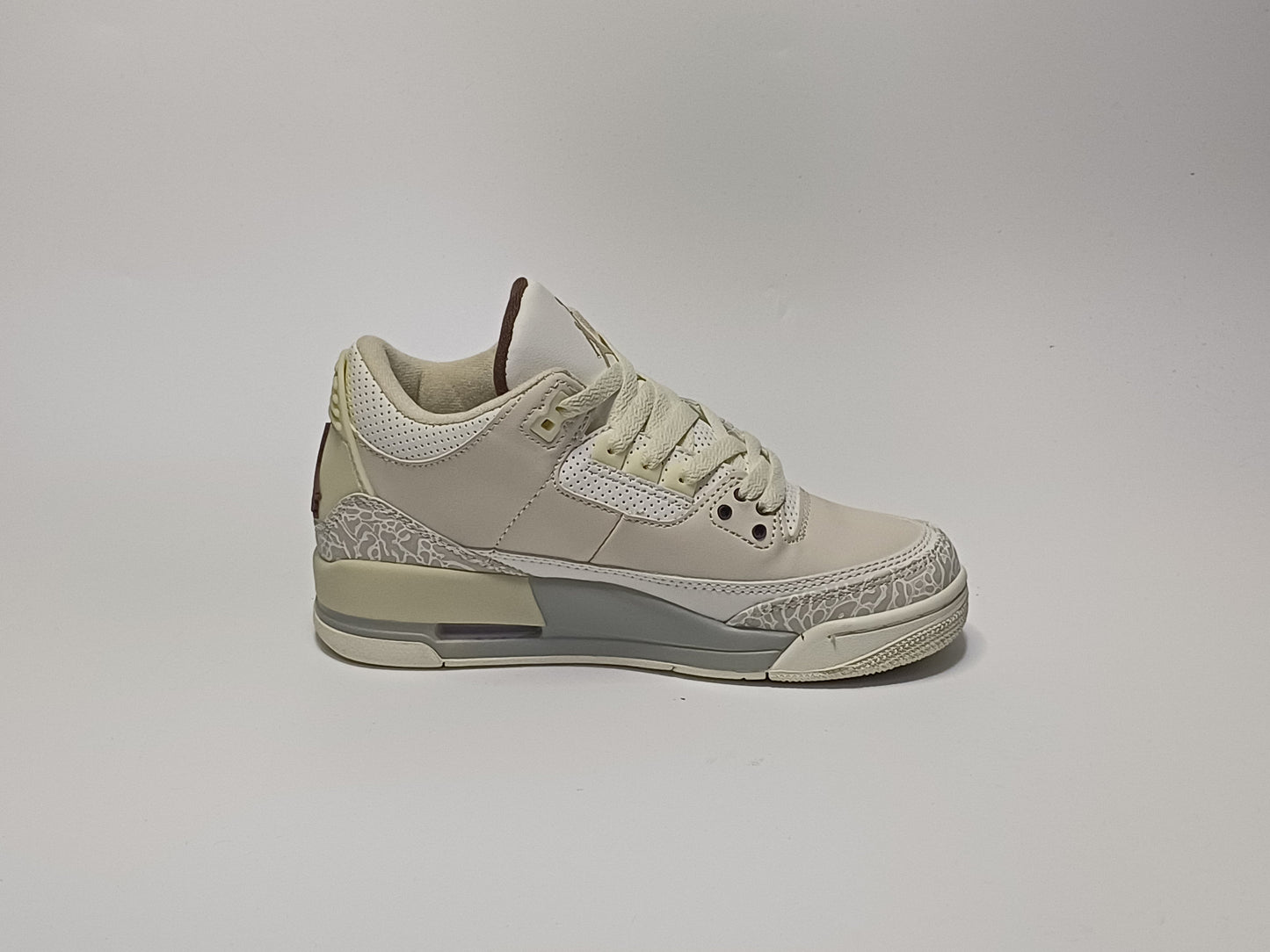 Jordan Retro 3 Traviz Beige
