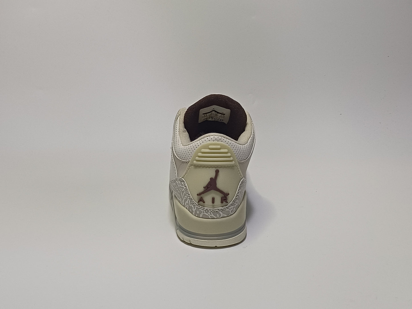 Jordan Retro 3 Traviz Beige