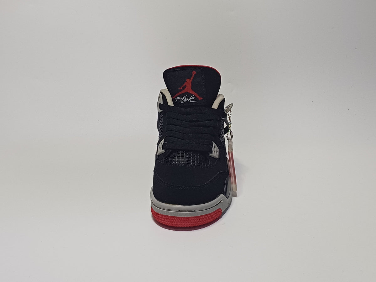 Jordan Retro 4 Negra Roja
