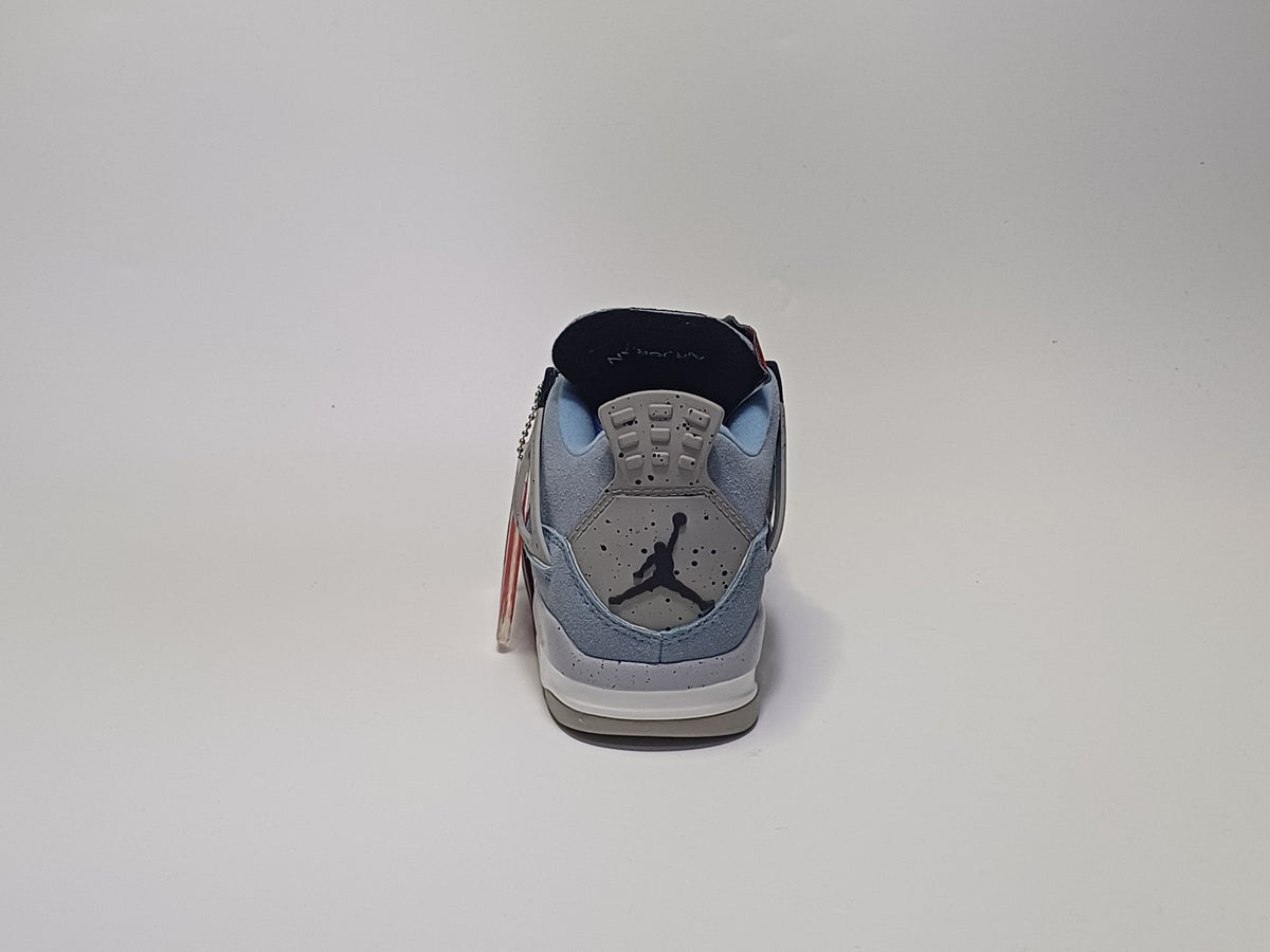 Jordan Retro 4 University Blue