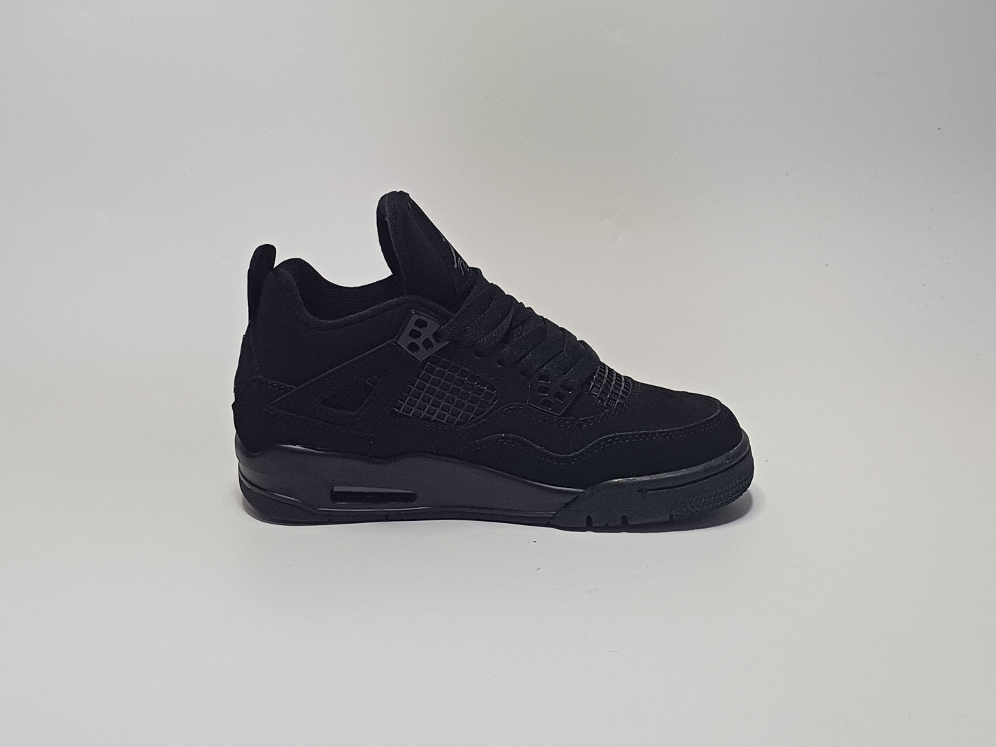 Jordan Retro 4 Negra Toda