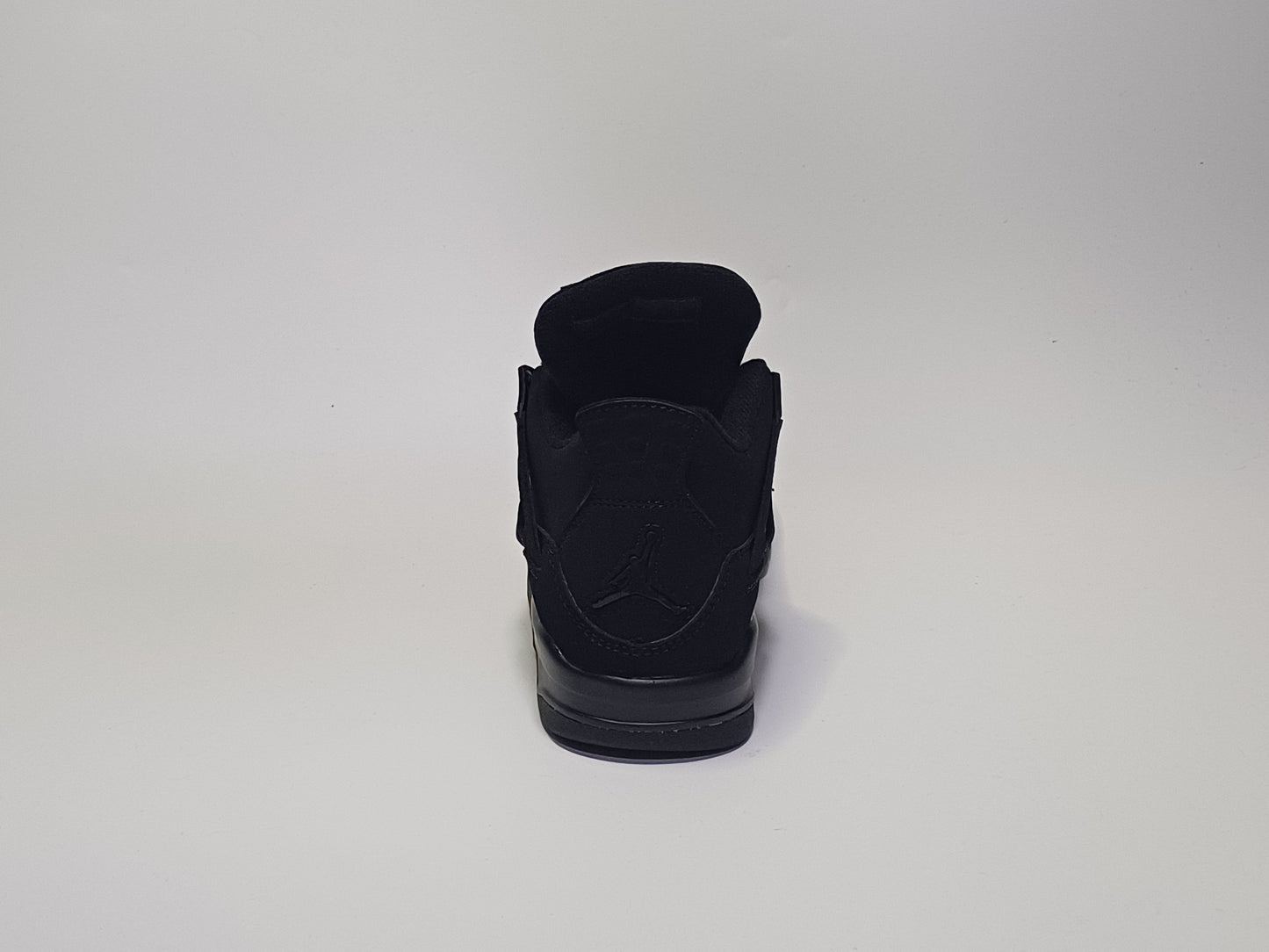 Jordan Retro 4 Negra Toda