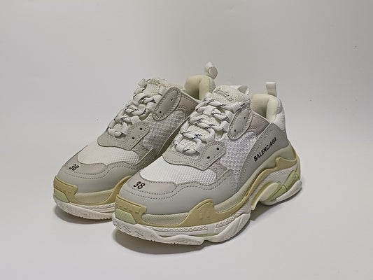 Balenciaga Alto Beige