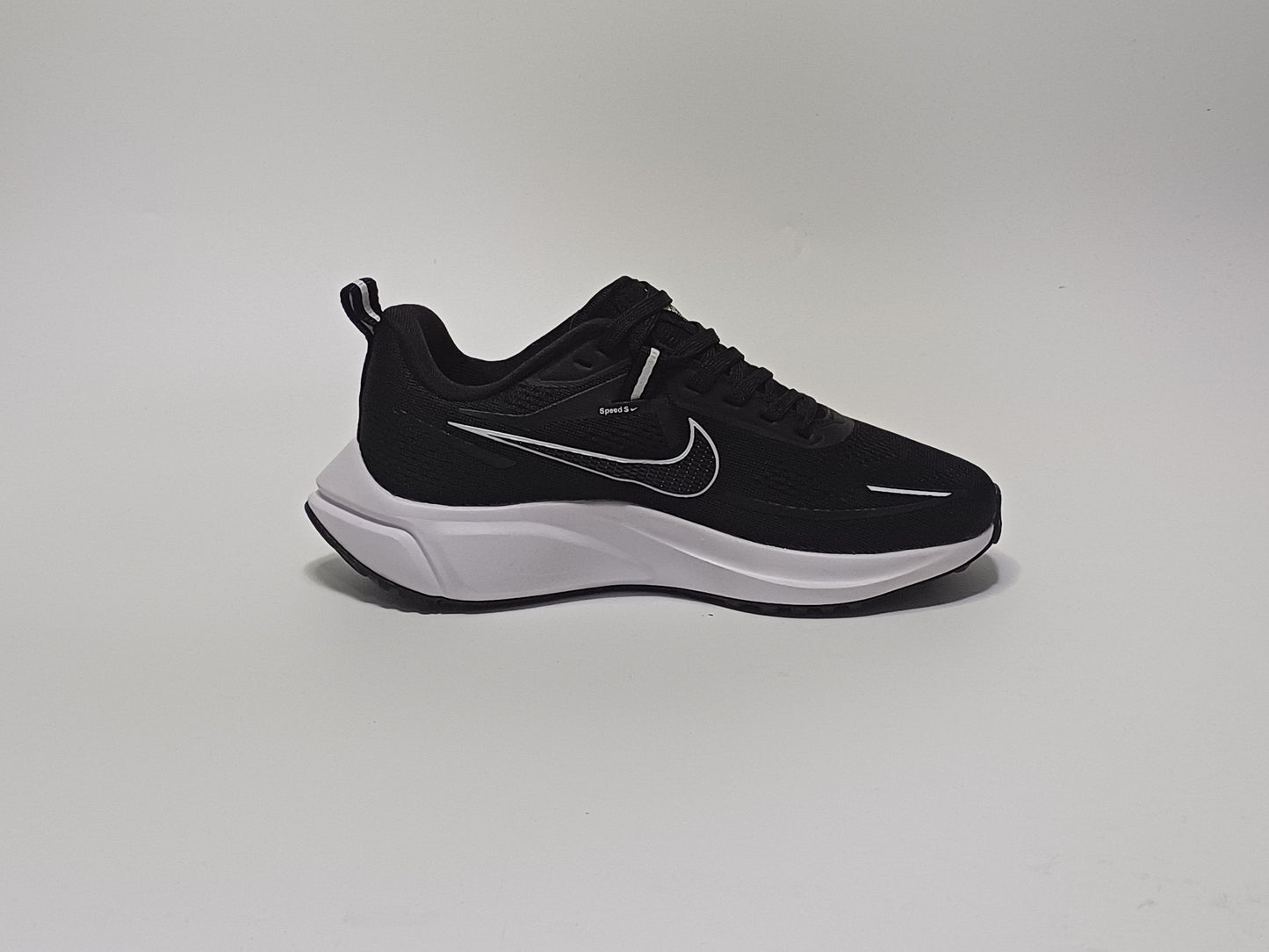 Nike Zoom Speed Negro Blanco