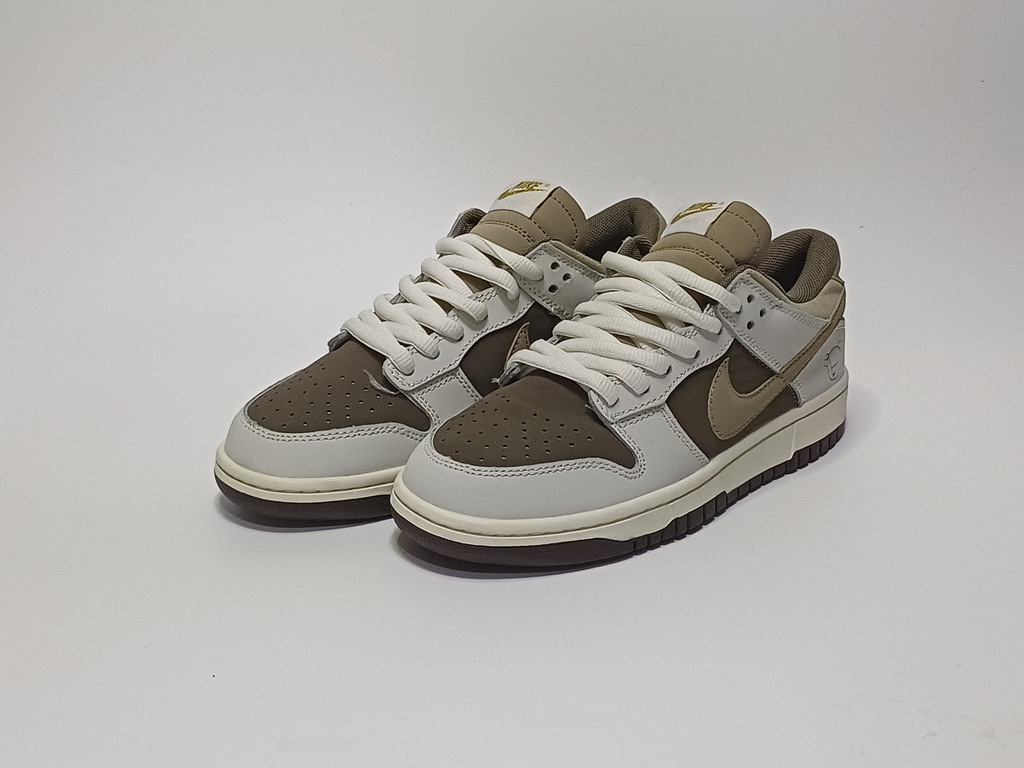 Nike SB Panda Café