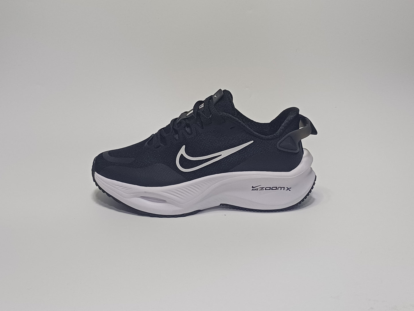 Nike Zoom Max Negro Blanco