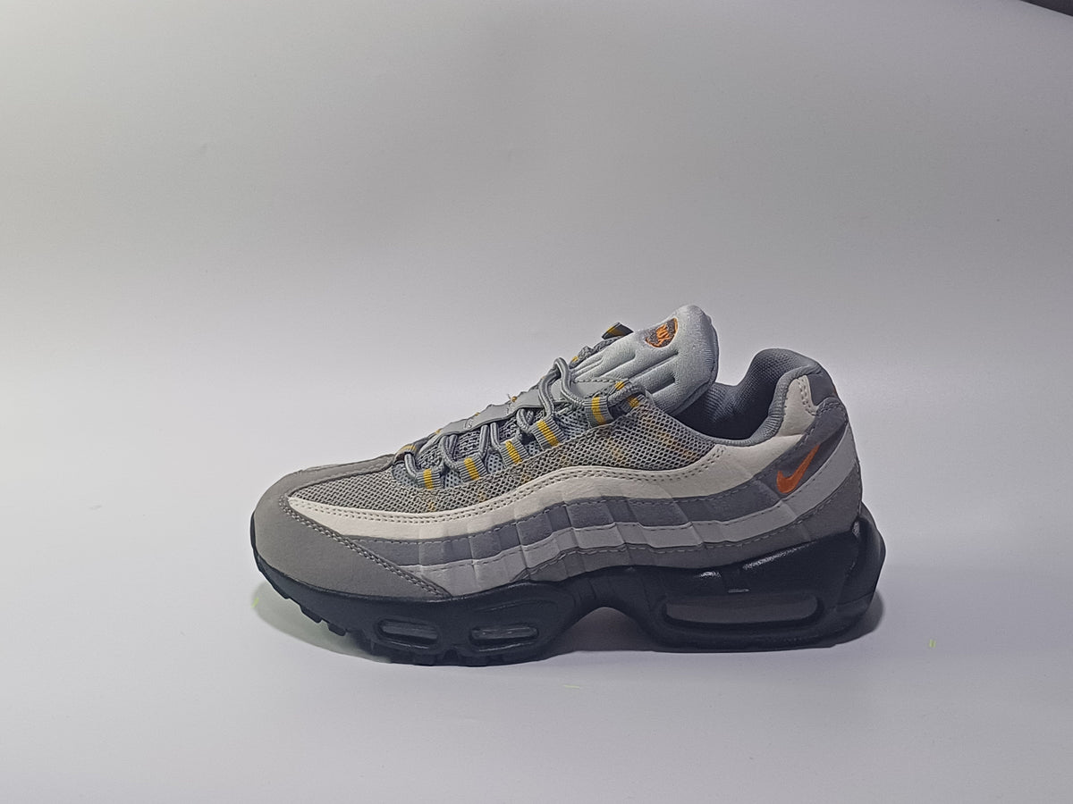 Nike 7 Cámaras Gris Amarillo