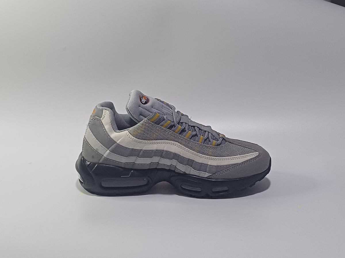Nike 7 Cámaras Gris Amarillo