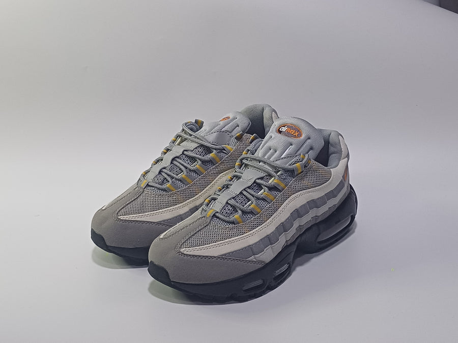 Nike 7 Cámaras Gris Amarillo