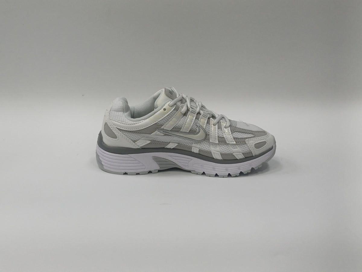 Nike P6000 Gris Blanco