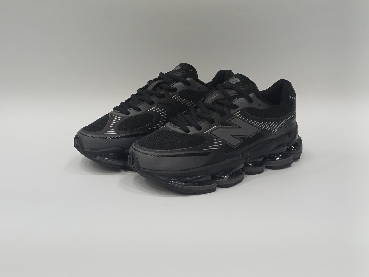 New Balance 2000 Negro Todo