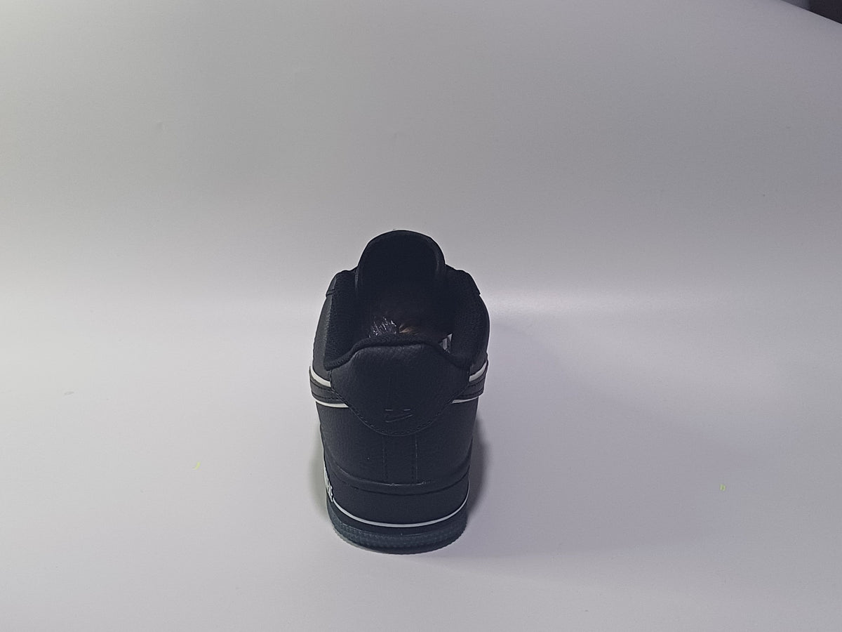 For One A Ma Manière Negro