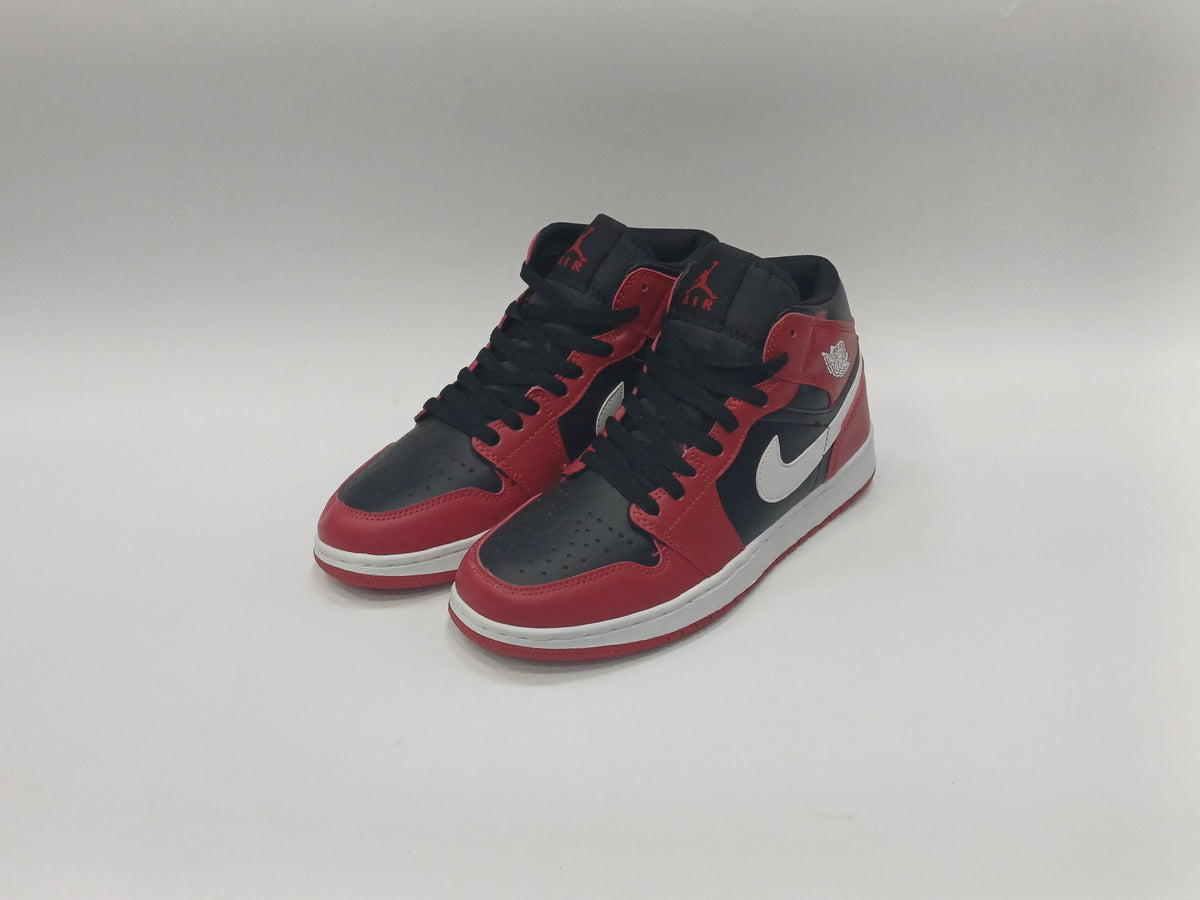 Jordan Retro 1 Bota Negra Roja Chulo Blanco