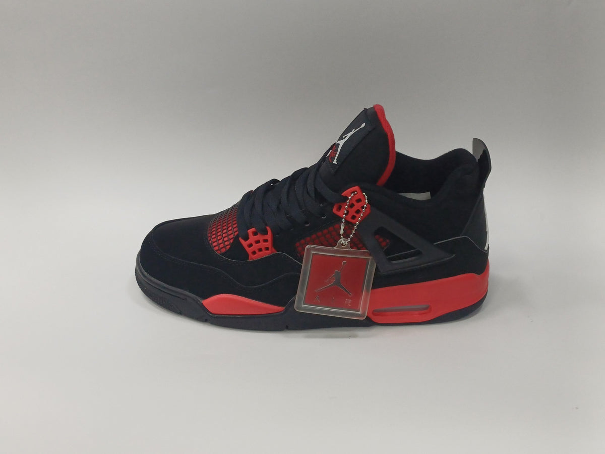 Jordan Retro 4 Negra Chapa Roja