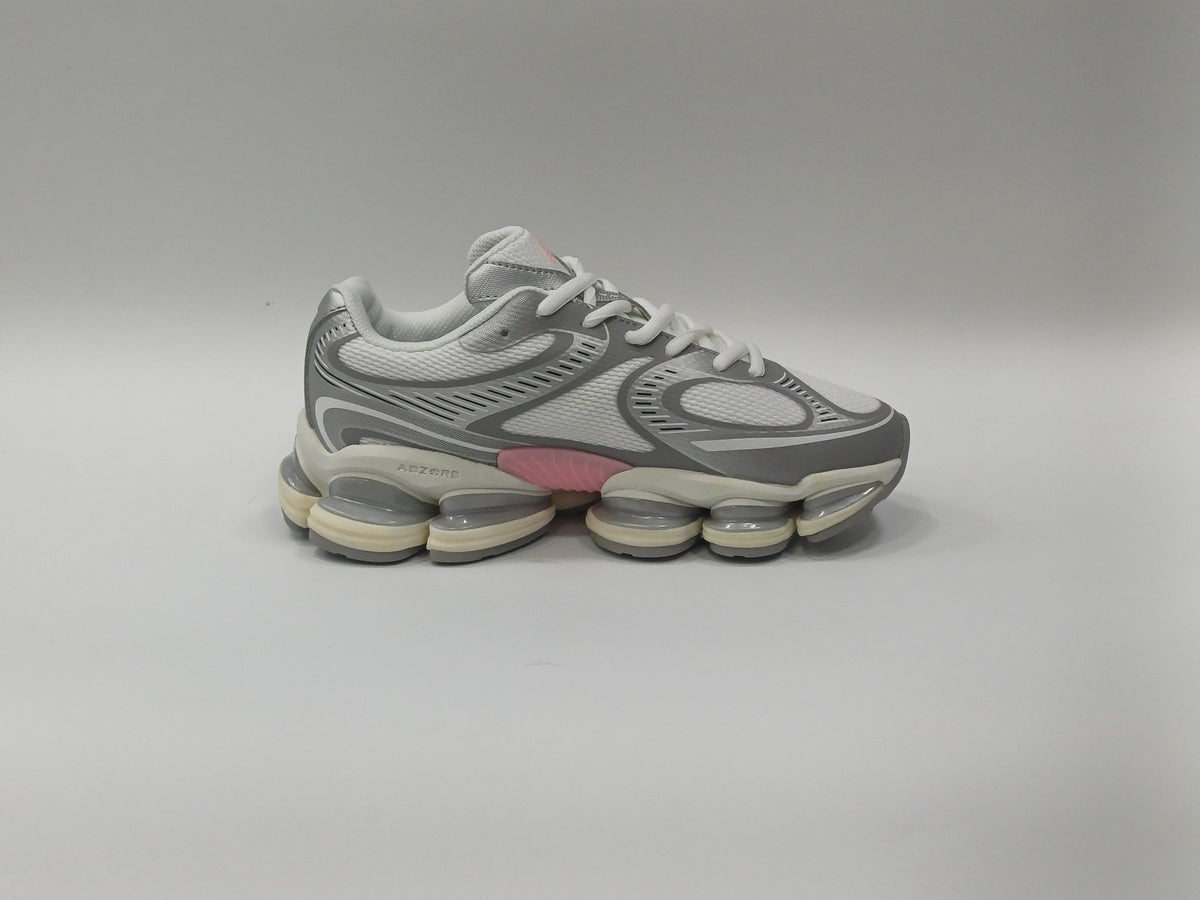 New Balance 2000 Plateado