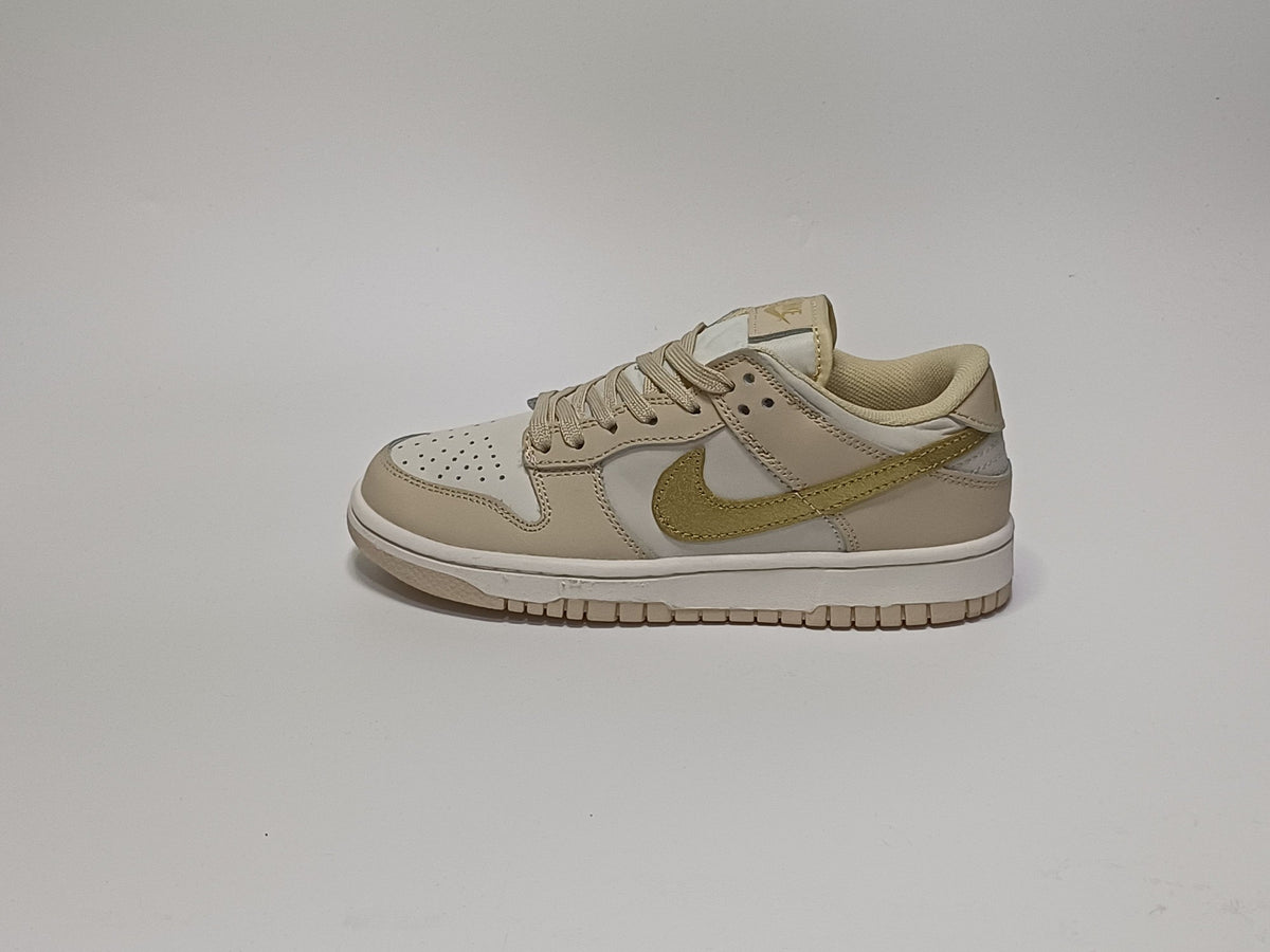 Nike SB Beige Chulo Dorado