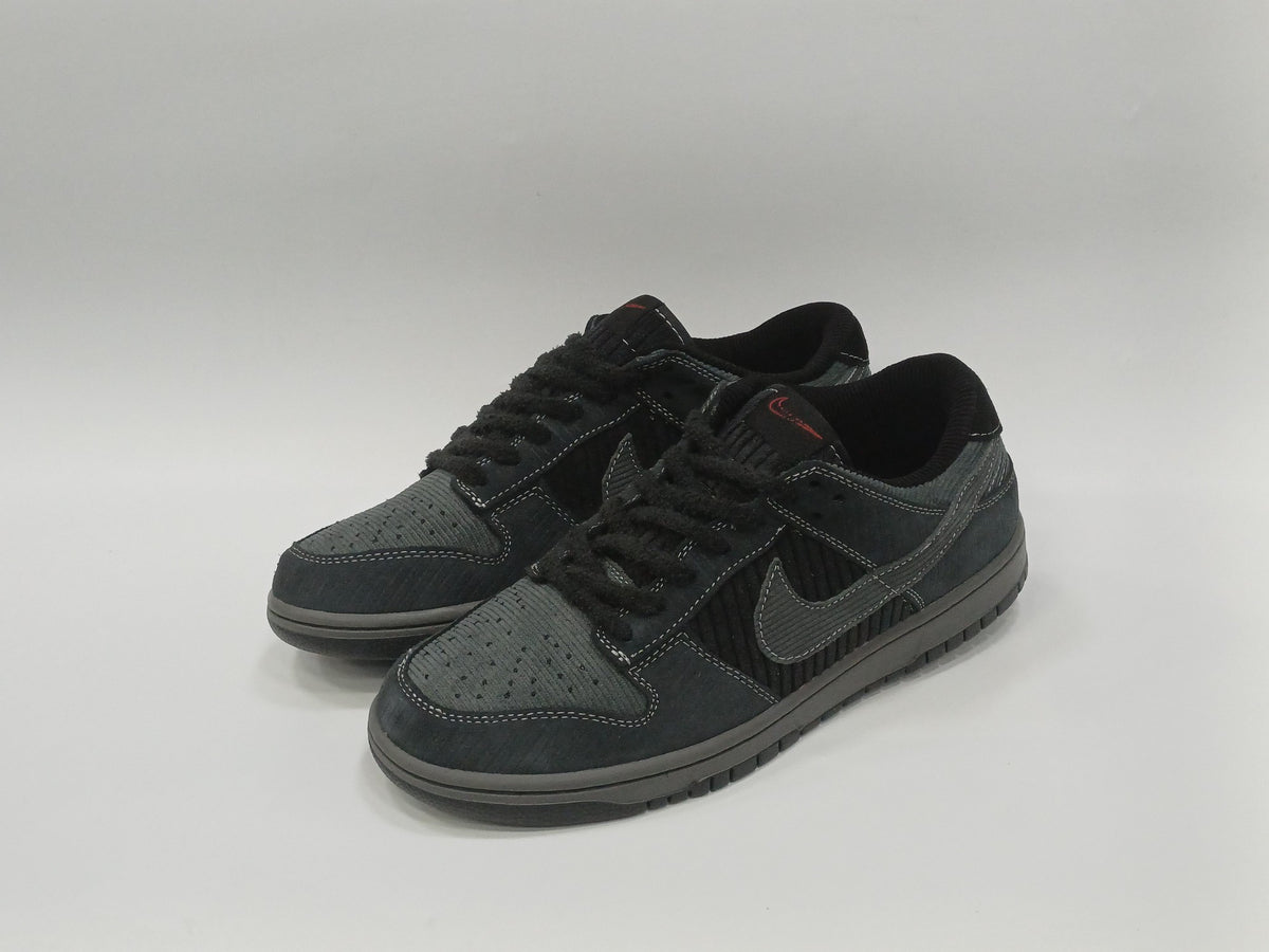 Nike SB Negro Borde Blanco