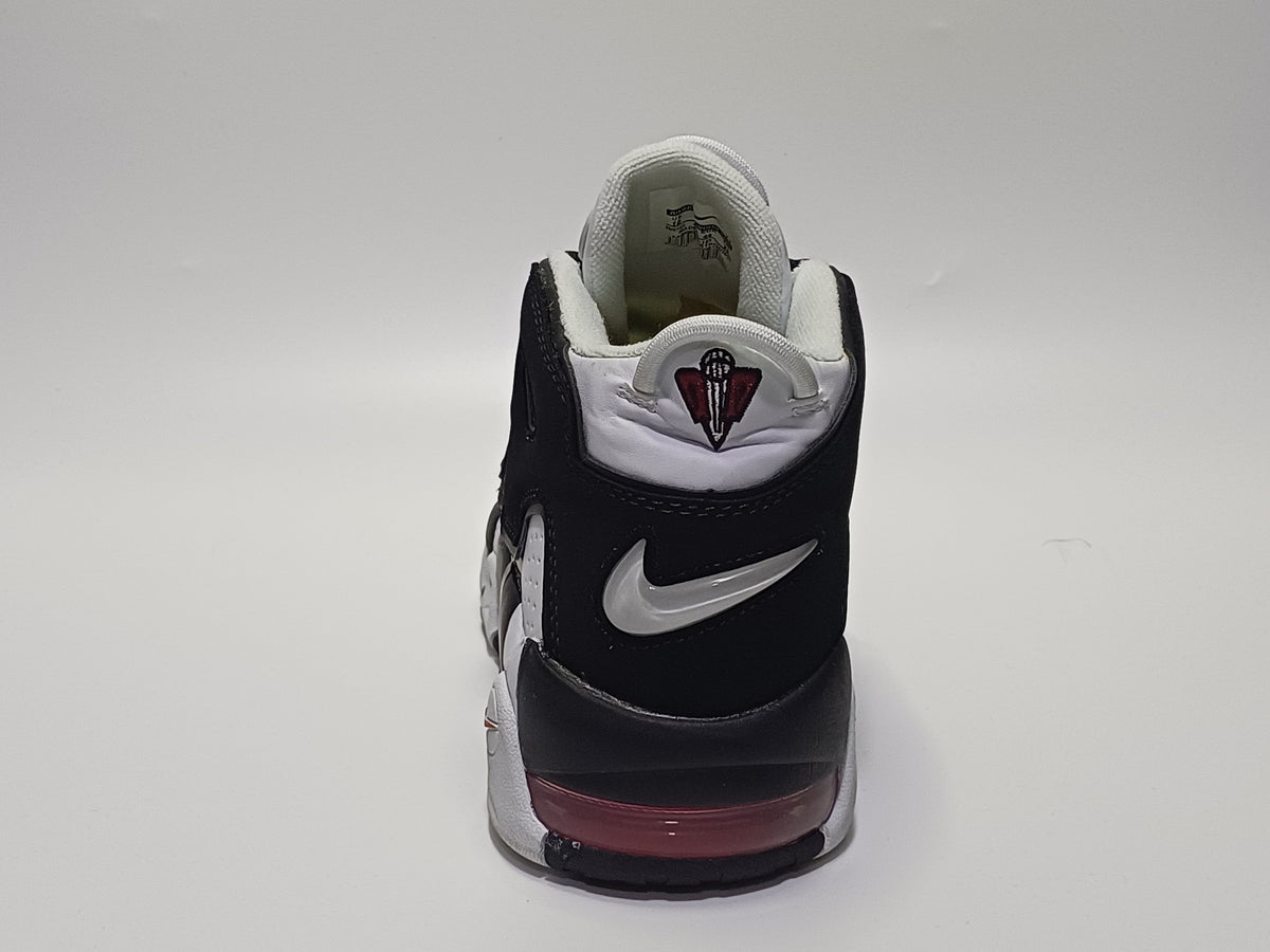 Nike Uptempo Blanca Negra