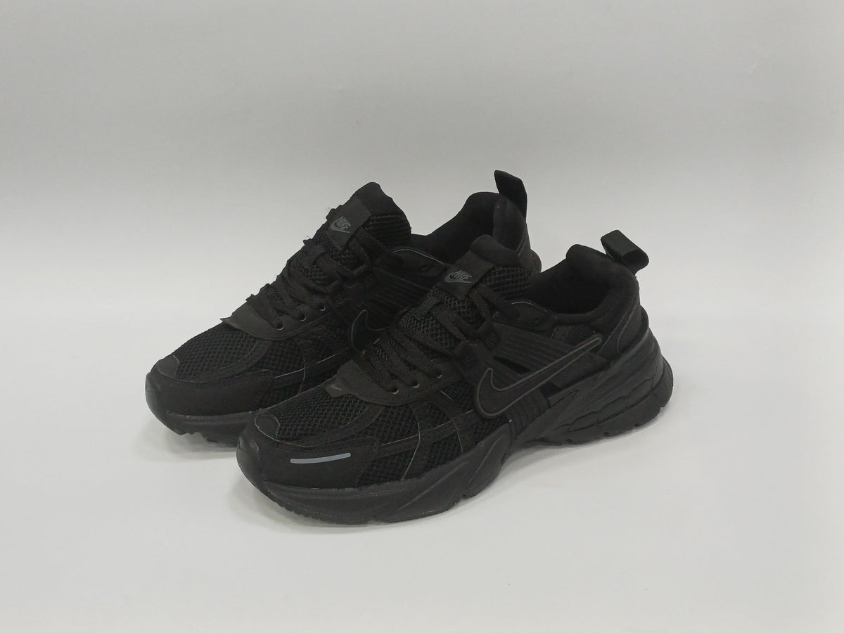 Nike V2K Negro Todo